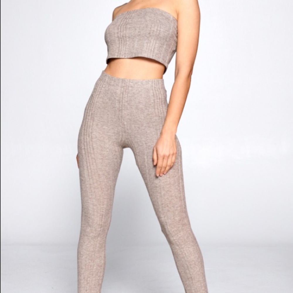 beige knit two piece leggings set
